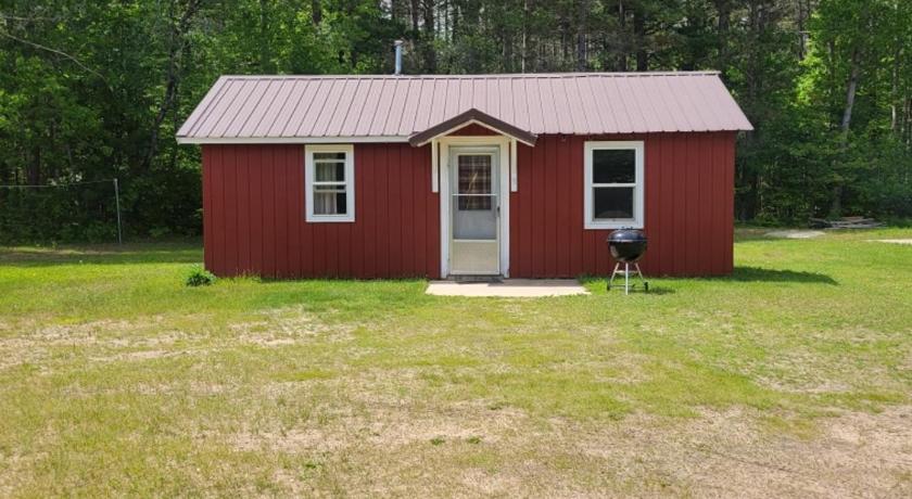 cabin 3