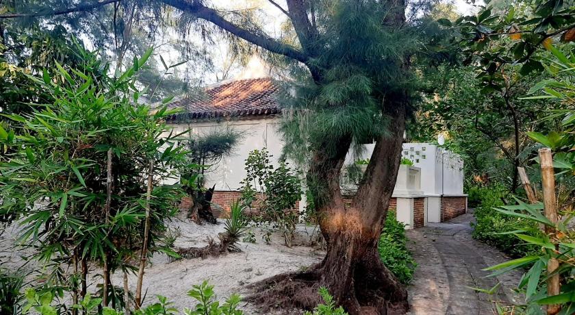 Image of Villa with Garden View 1