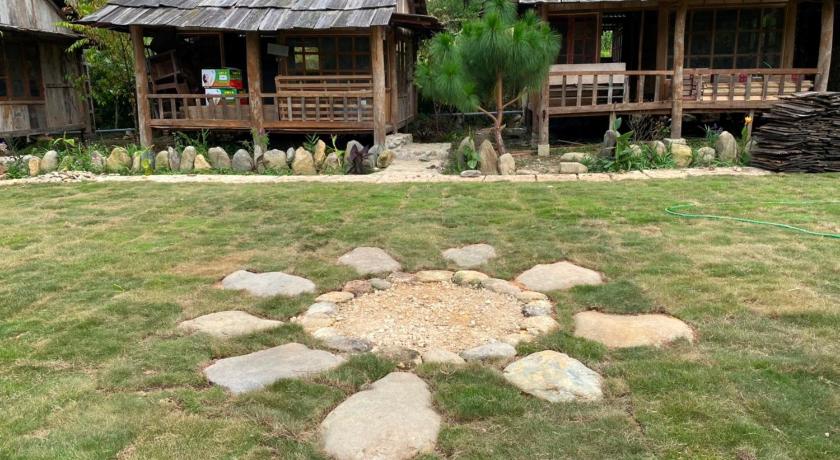 ソンラ Ngọc Chiến Pearl Homestay 2つ星 ホテル 外観