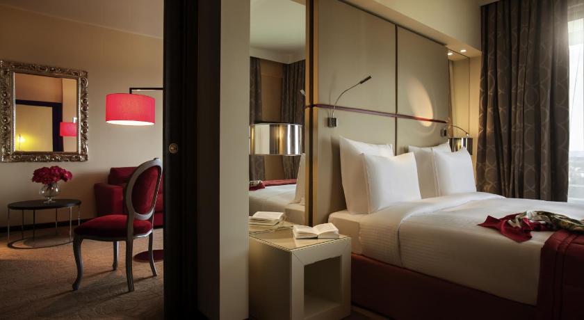JUNIOR SUITE, 1 KING BED, HIGH FLOOR的照片 1