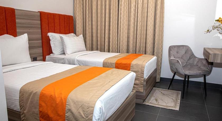 Image of Superior Waterfront Twin Room 5