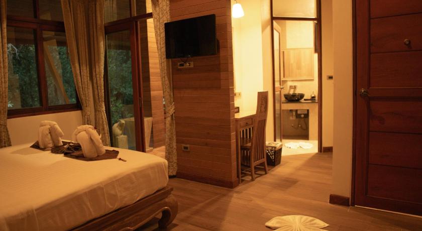Image of Family Executive Suite 3