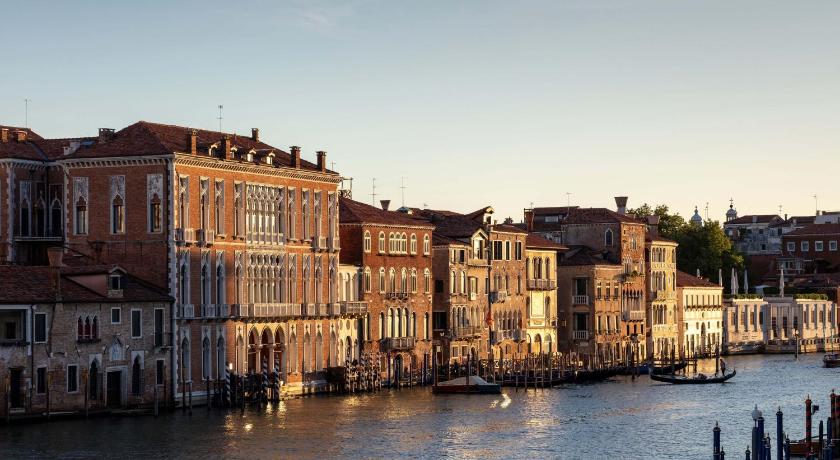 Foto Grand Canal View Suite, 1 Bedroom Suite, 1 King, Grand Canal view 16