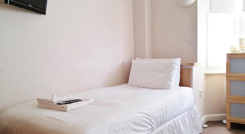 Image of Single Room 2