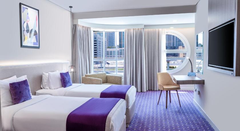 Leva Hotel and Suites Mazaya Centre - image 10
