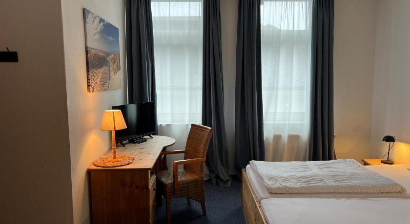 吕登沙伊德 Hotel zur Altstadt 3星级 酒店 外观