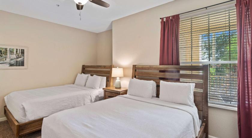 Image of Luxury Two-Bedroom Apartment 17