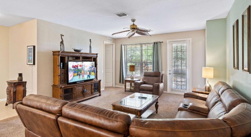 Image of Luxury Two-Bedroom Apartment 3