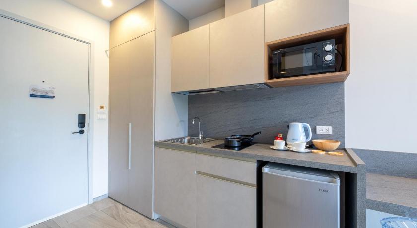 Image of Studio Classic with Free Coworking Space 16