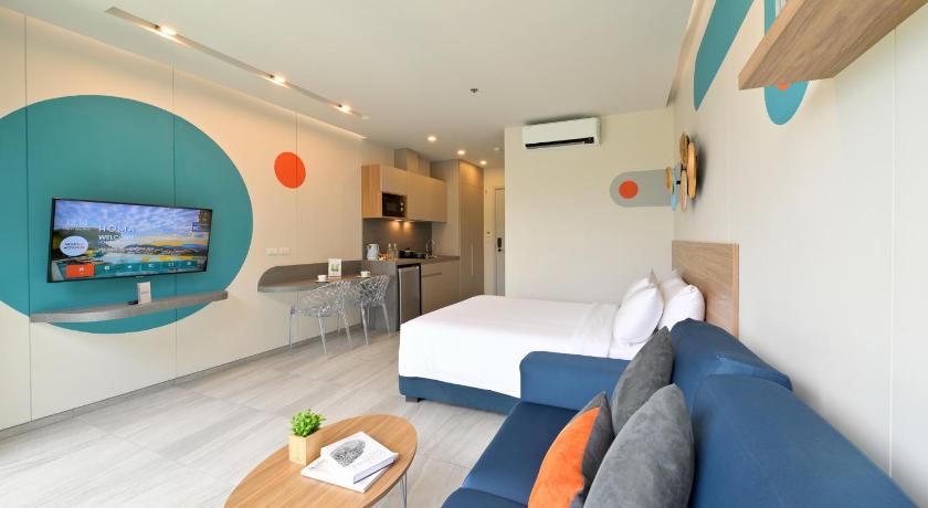 Image of Studio Breeze with Free Coworking Space 6