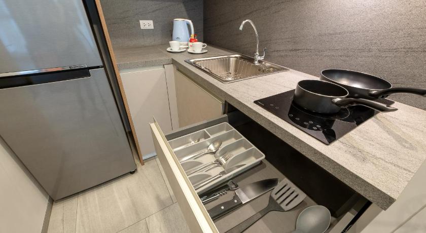 Image of One Bedroom Space with Free Coworking Space 14