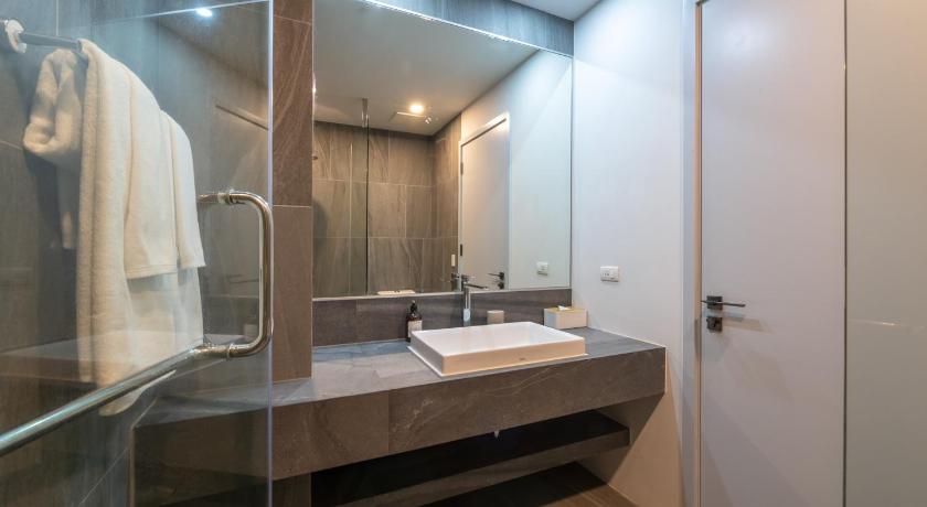 Image of One Bedroom Space with Free Coworking Space 2