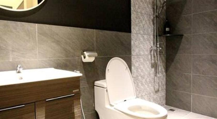 Malacca Apico Home/14pax#5minWalk-Jonker 4-Star Guesthouse pool