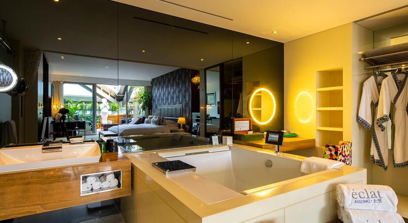 Imagen de Suite Deluxe frente a la piscina (Deluxe Pool Front Suite) 2