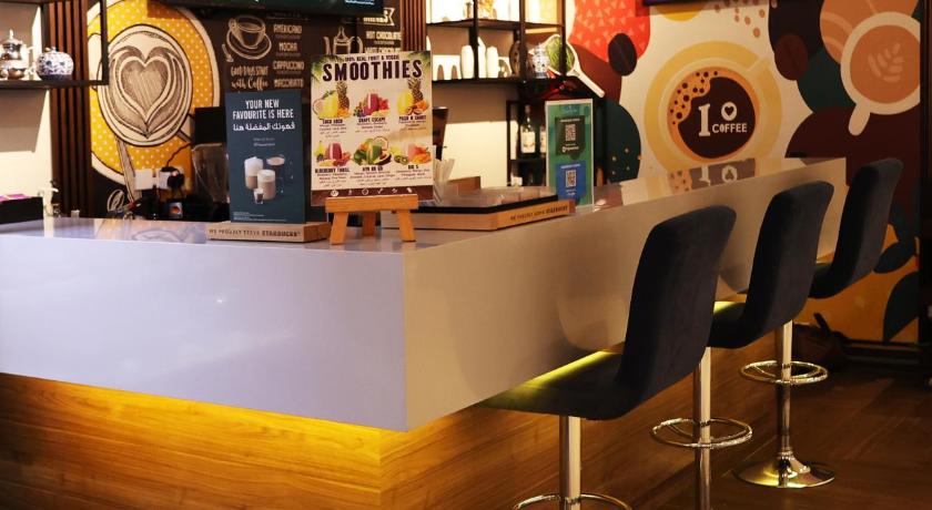 Grand Kingsgate Waterfront By Millennium Hotels - image 11