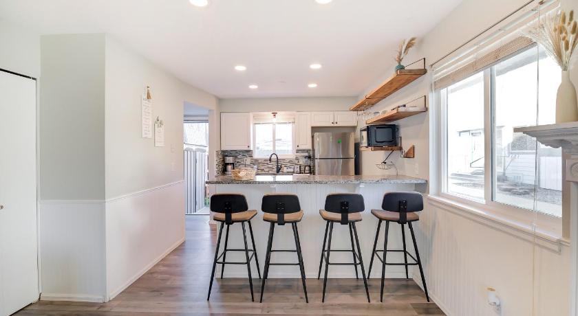 阿尔瓦达 (CO) Comfy Family-size Townhome 2BR-5 People near Old town Arvada-10min walk 4星级 住宿 设施