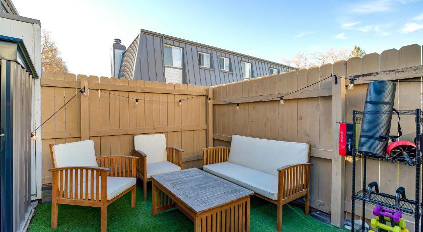 阿尔瓦达 (CO) Comfy Family-size Townhome 2BR-5 People near Old town Arvada-10min walk 4星级 住宿 外观