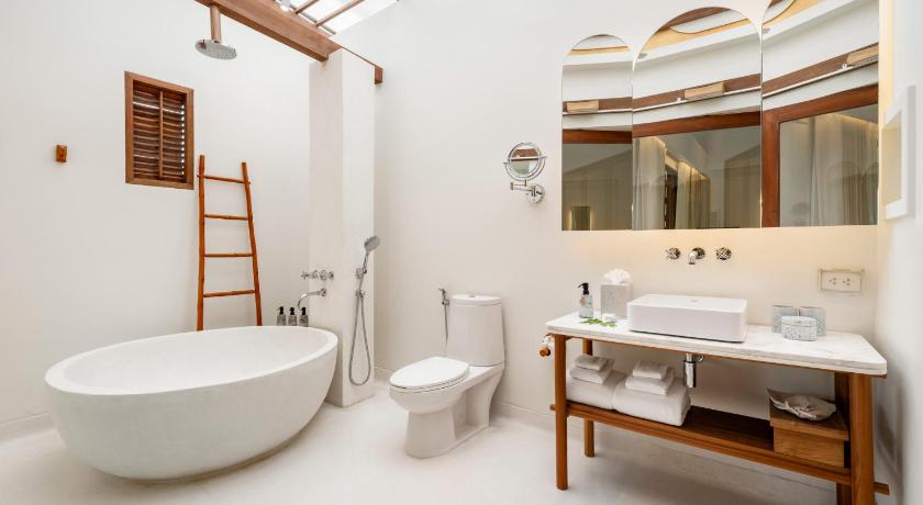 รูปของห้องดีลักซ์ บัลโคนี (Deluxe Balcony) 2