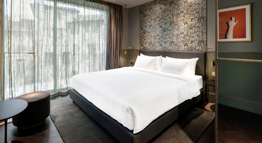 로마 래디슨 컬렉션 호텔, 로마 안티카 (Radisson Collection Hotel, Roma Antica) 5성급 호텔 수영장