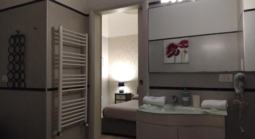 Image of Superior Triple Room 0