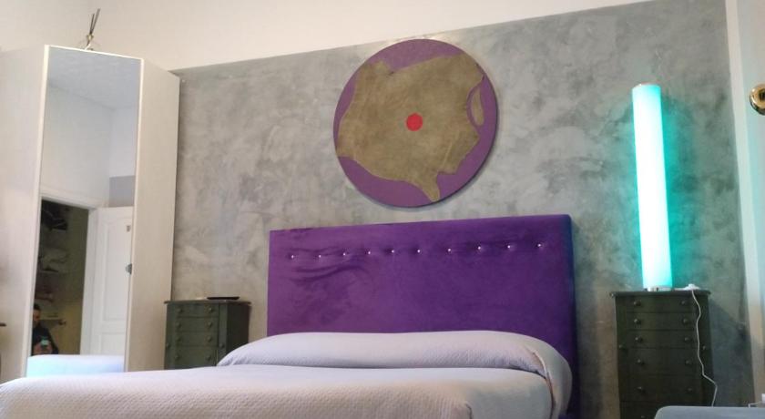 Image of Standard Queen Room 1