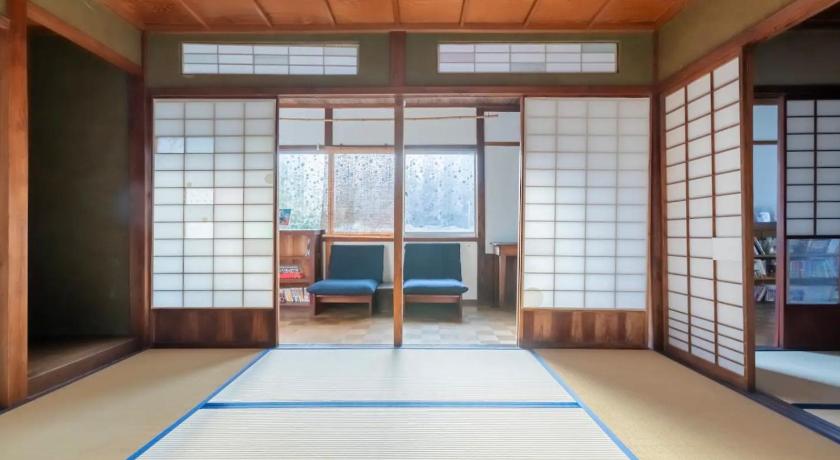 加賀 囲炉裏町家Guesthouse FUJITA 一棟貸切 villa 無料駐車場 住宿 套房