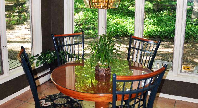 Forest Hill Bed and Breakfast photo