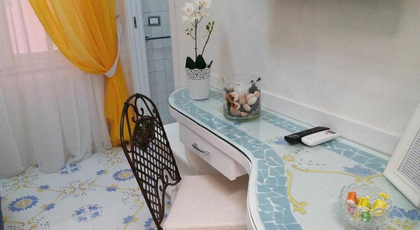Image of Double Room with Private Bathroom 6