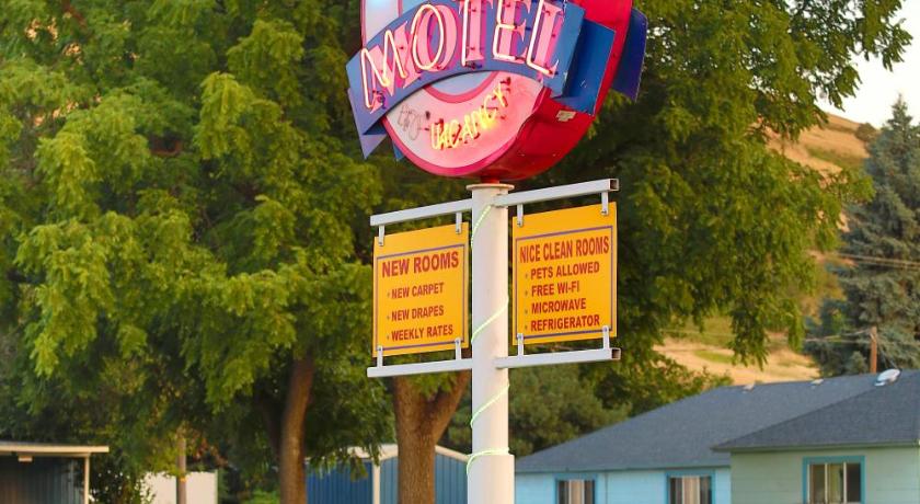 Blue Mountain Motel photo