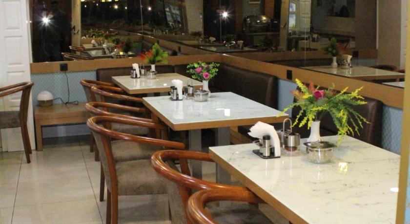 Hotel Falcon - image 3