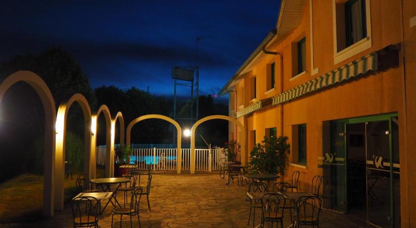 N'Atura Hotel