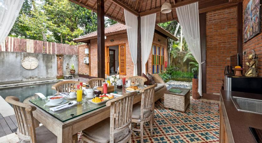 Bali Ubud Raya Villa 4-Star Hotel exterior