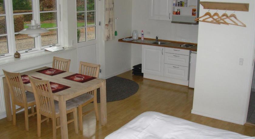 Image of Single Room with Private Bathroom 1