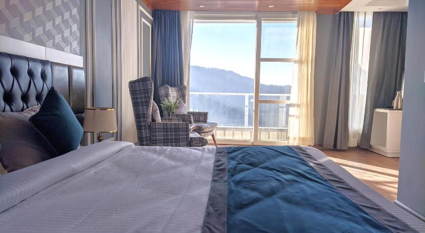 Image of Superior Balcony Room 9
