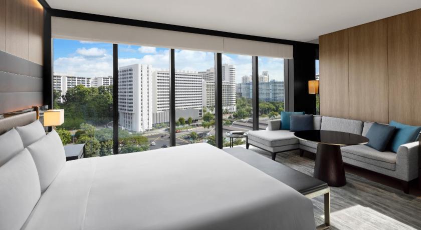 Image of 1 King Junior Suite River View 1