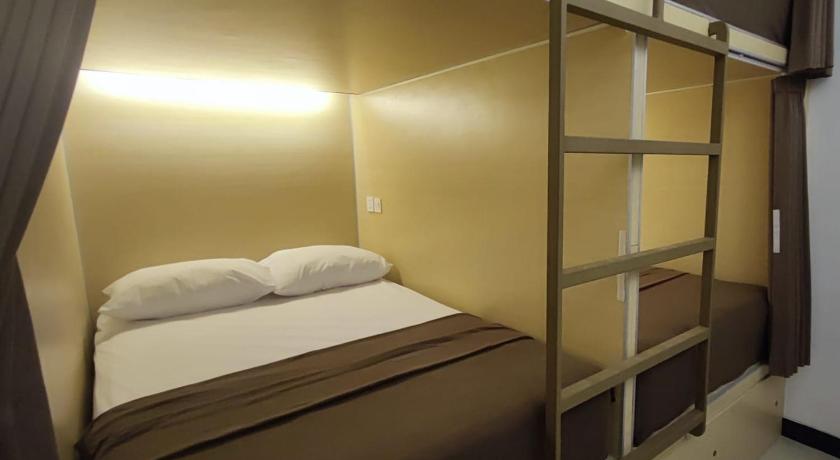 Fora Capsule Hostel Tuban Kuta Bali - image 18