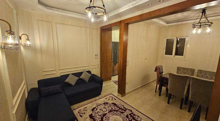 3rd floor luxury apartment-families only