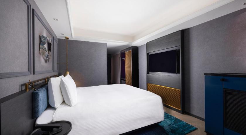 Tokyo Mercure Tokyo Haneda Airport 4-Star Hotel lobby