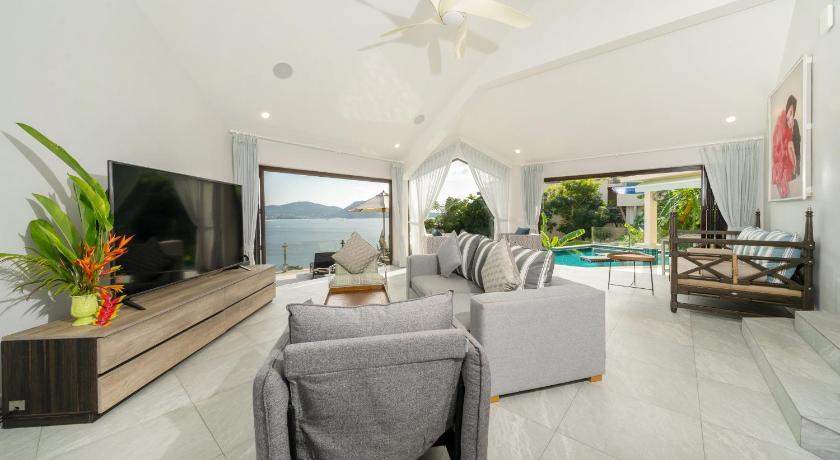 Image of 6-Bedroom Residence 4