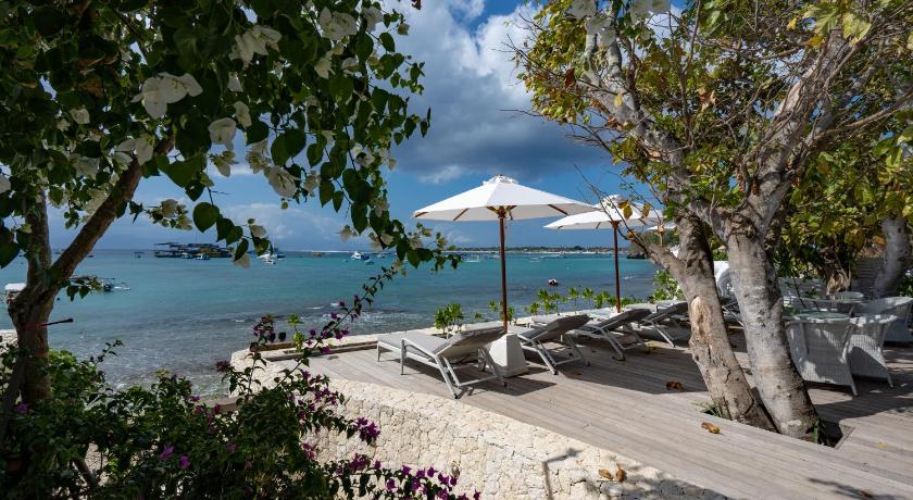 バリ White Horse Resort ホテル 外観