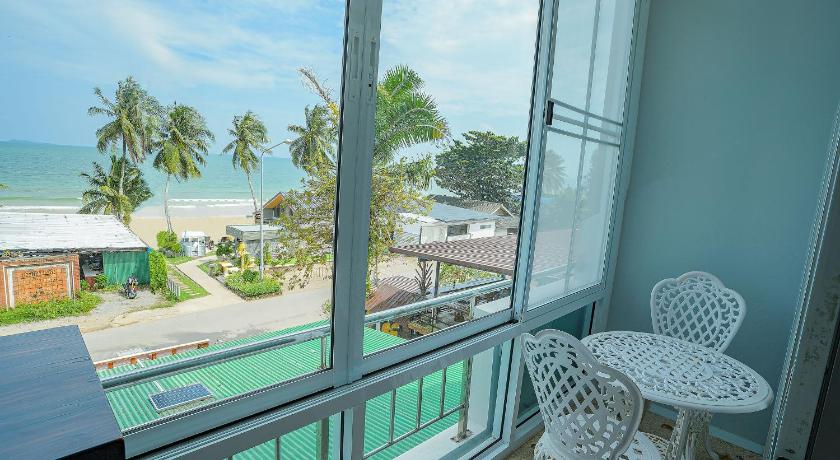 รูปของห้องพัก เตียงคิงไซส์ วิวทะเล (Sea View King Room) 1