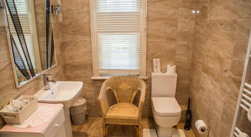 Cambridge Villa photo