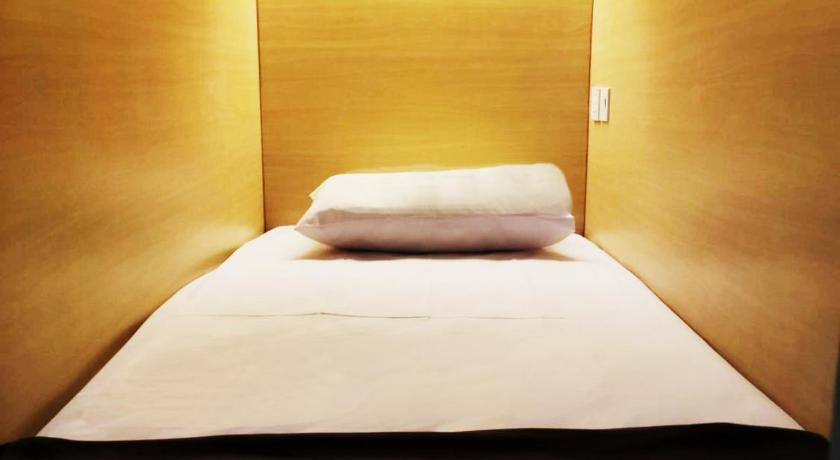 Fora Capsule Hostel Tuban Kuta Bali - image 20