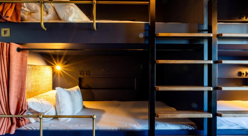 Image of 4-Bed Mixed Dormitory Room 6