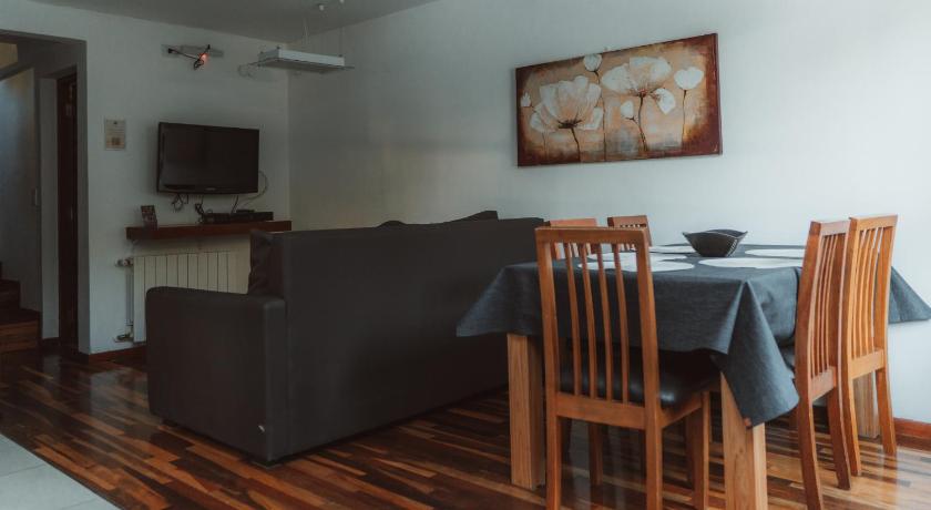 Image of One-Bedroom Bungalow 14
