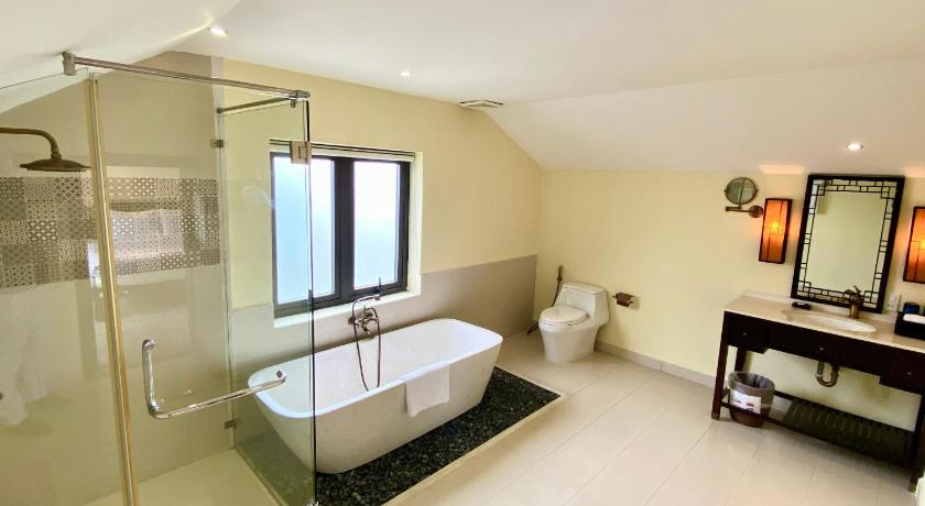 Image of Deluxe Rooftop Room, Riverside View, Balcony 2
