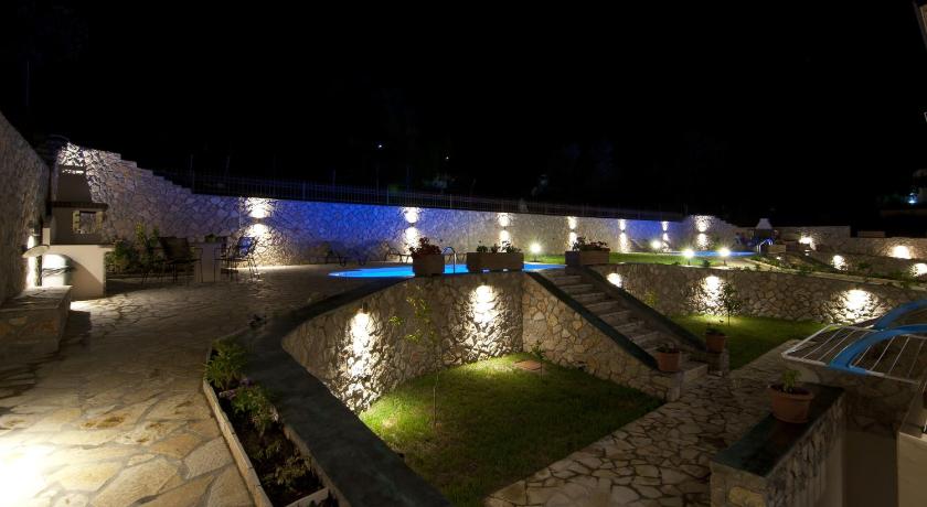 Image of Deluxe Villa 15