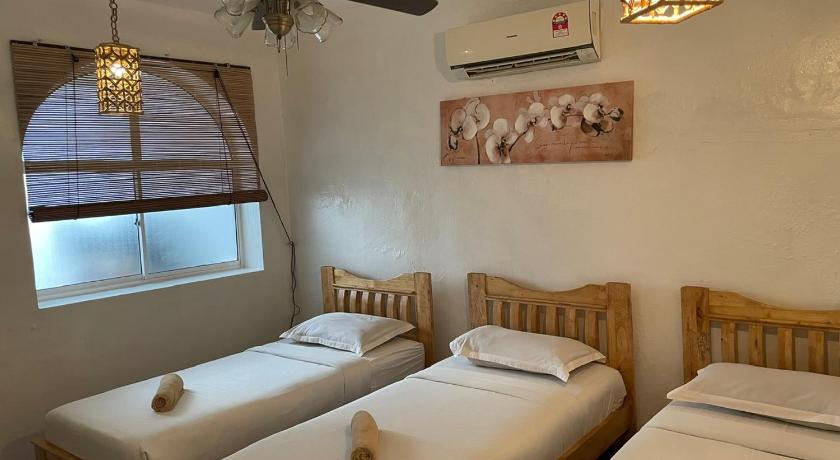 รูปของห้องพักสำหรับ 3 คน (Triple Room) 4