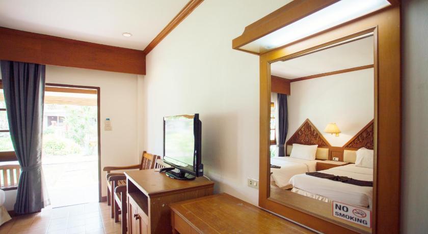 Image of Superior Bungalow Twin 6