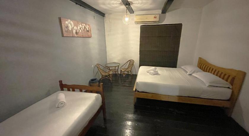 รูปของดีลักซ์ สำหรับ 3 คน (Deluxe Triple Room) 4